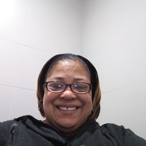 Meet your Posher, Angela